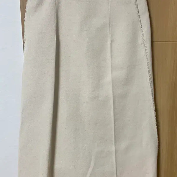 [BUNJANG] Recto Ecru Belted Skirt (Size S) / [새상품]렉토 에크루 벨트 스커트 S