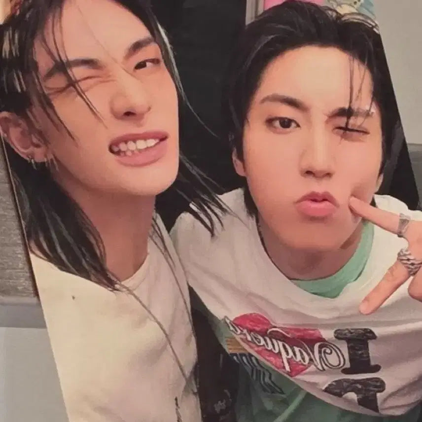 [BUNJANG] Stray Kids THIS & THAT Popup Long Sleeve Unit Photocard Hyunjin & Han / 스키즈 THIS & THAT 디스앤댓 팝업 롱슬리브 유닛포카 현진&한