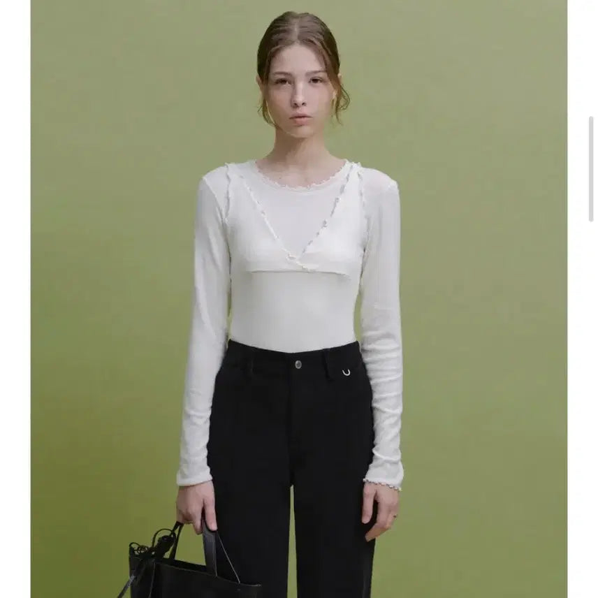[BUNJANG] For Your Eyes Only V-neck Bustier Layered Set-up (New) / 포유어아이즈온리 fyeo 뷔스티에 셋업 새상품