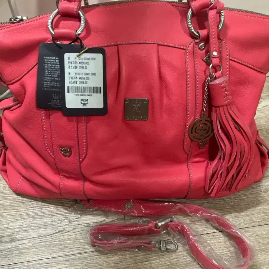 [BUNJANG] MCM Pink Leather Shoulder Bag / MCM 숄더백 핑크 새상품