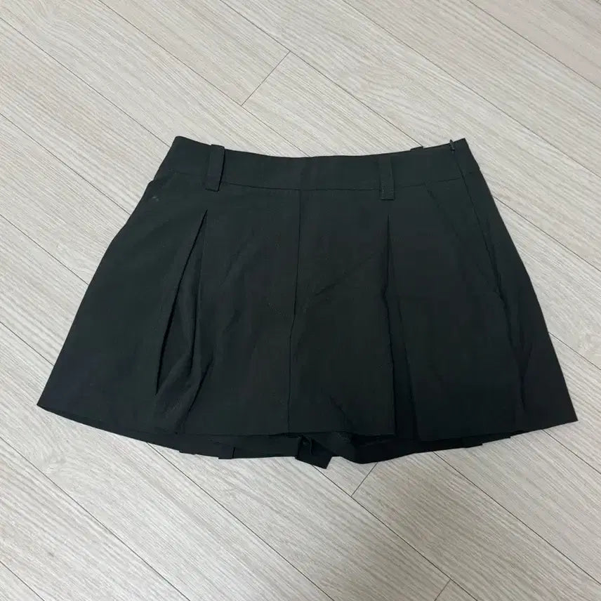 [BUNJANG] Zara Skort M / 자라 치마바지 M