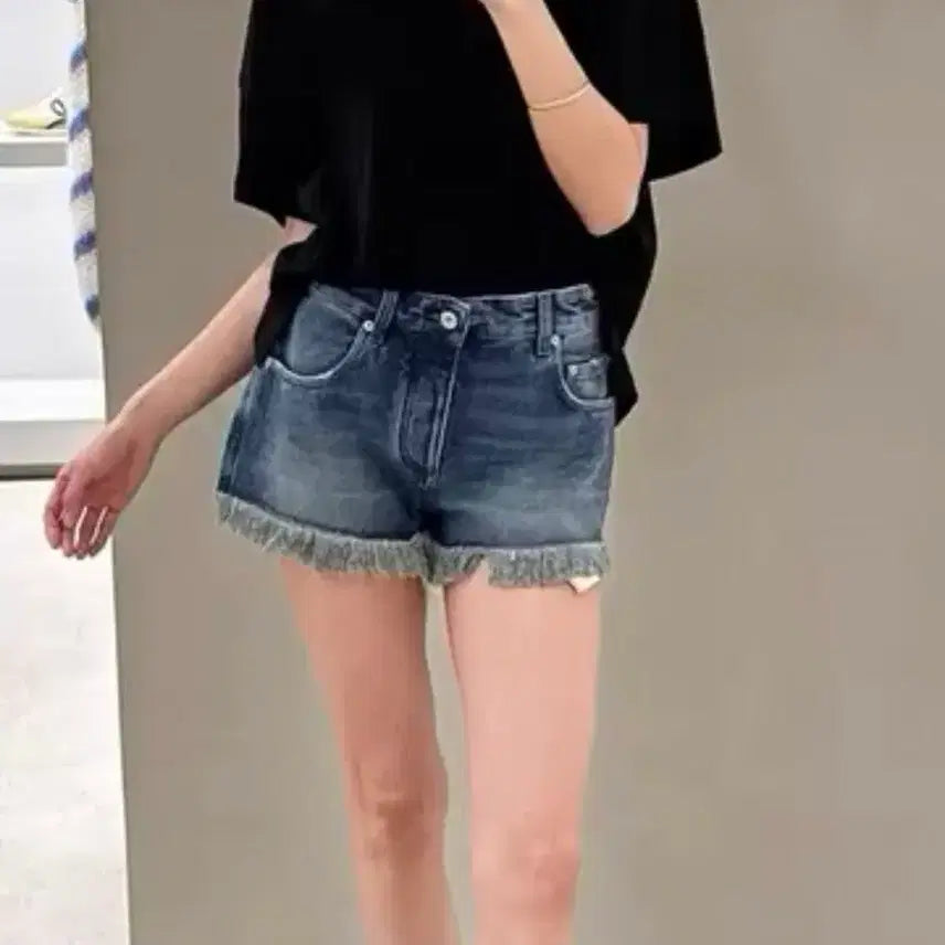 [BUNJANG] LOEWE-Inspired Cutoff Denim Shorts / 로에베st청반바지 컷팅 숏팬츠