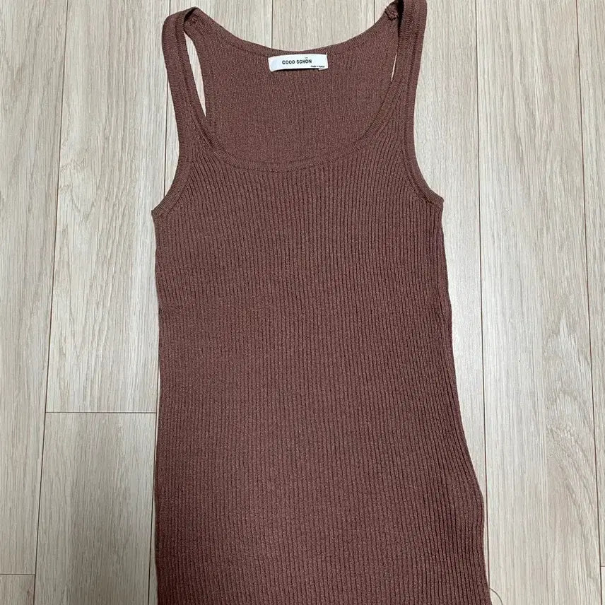 [BUNJANG] COCO SCHON Knit Sleeveless Top Brown / COCO SCHON 니트 나시 브라운