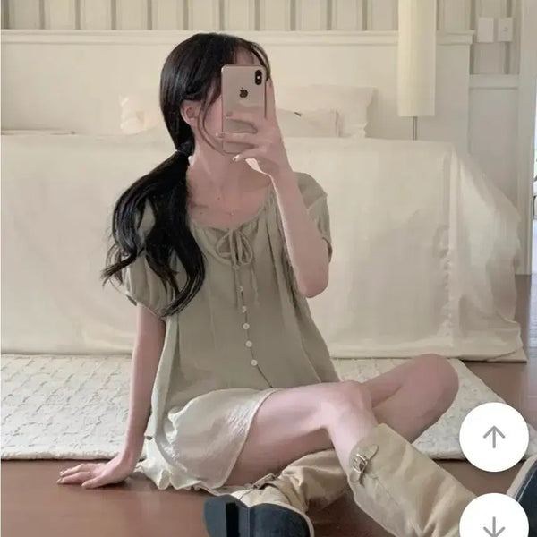 [BUNJANG] Mini Pao Melon Sorbet Short-Sleeve Blouse / 미니포에 메론소르베 반팔 블라우스