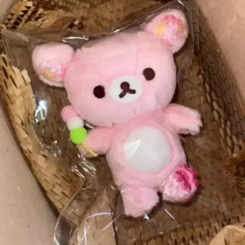 [BUNJANG] Rilakkuma Sakura Dango Doll Keychain / 최저가/가격내림x) 리락쿠마 벚꽃 사쿠라 당고 인형 키링