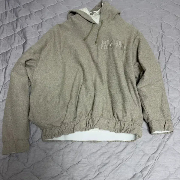 [BUNJANG] Mariano Asymmetrical Hooded Sweatshirt / 마리아노 비대칭 후드