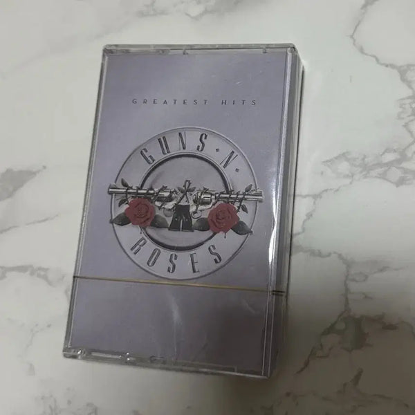 [BUNJANG] Guns N' Roses Greatest Hits Cassette Tape / 건즈 앤 로지스 Greatest Hits 카세트 테이프