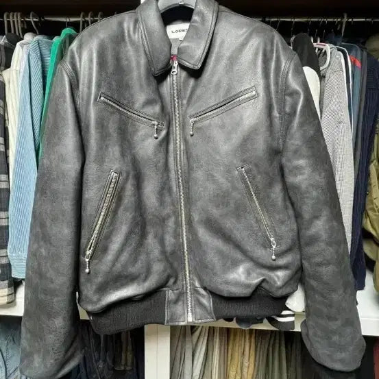 [BUNJANG] Roars Leather Bomber Jacket (M) / 로어즈 레더 봄버(M)