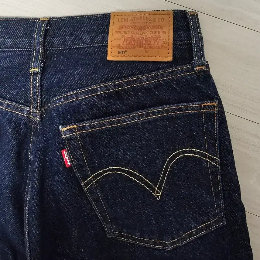 [BUNJANG] Levi's 501 Women's Denim Jeans / 리바이스 501 청바지