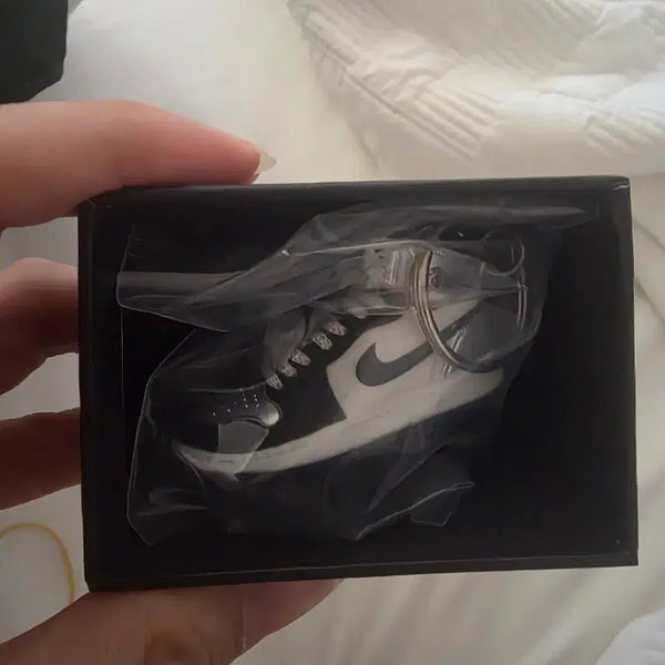 [BUNJANG] Miniature Sneaker Keychain / 신발 키링