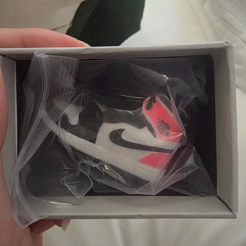 [BUNJANG] Sneaker Keychain / 신발 키링