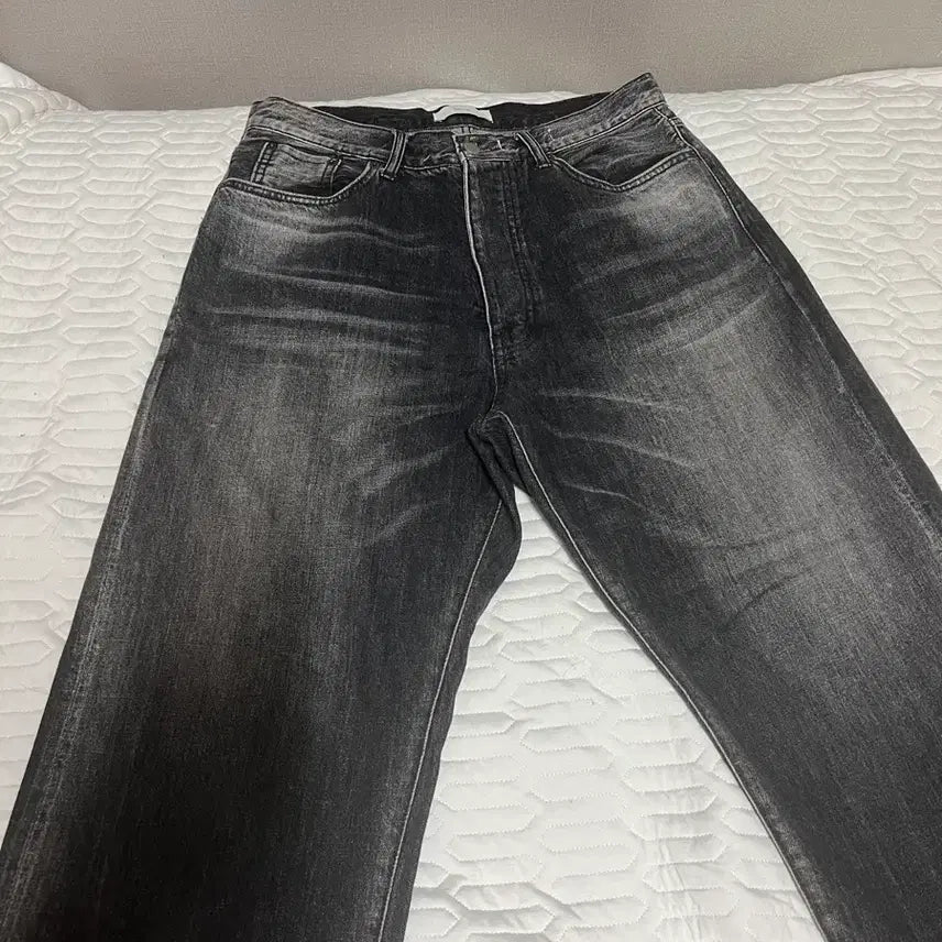 [BUNJANG] Ourselfs 24FW Wide Tapered Denim Pants Size 1 / 24fw 아워셀브스 와이드 테이퍼드 데님 1사이즈 판매