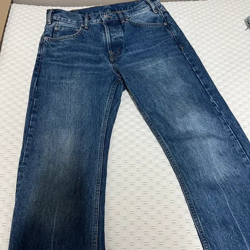 [BUNJANG] ZARA Aaron Levine Bootcut Denim Jeans Size 38 / 자라 아론 리바인 부츠컷 데님 38사이즈 판매