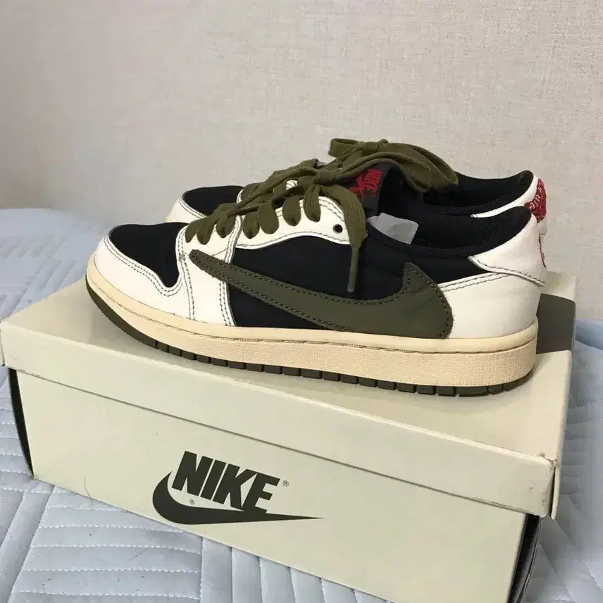 [BUNJANG] Jordan 1 x Travis Scott Retro Low OG SP "Medium Olive" / [225] (W) 조던 1 x 트래비스 스캇 레트로 로우 OG SP 미디움 올리브