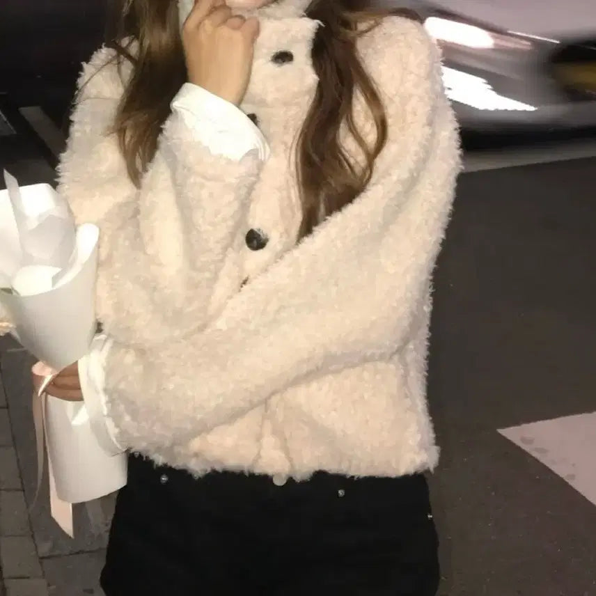 [BUNJANG] Fleece High-Neck Puffer Jacket Cream / 양털 하이넥 뽀글이퍼자켓 점퍼 크림