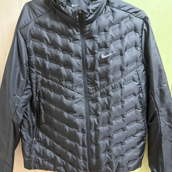 [BUNJANG] Nike Therma-Fit ADV Aeroloft Repel Down Running Jacket Black L / (1회착)나이키 써마핏 ADV 에어로로프트 리펠 다운 러닝 자켓 블랙 L