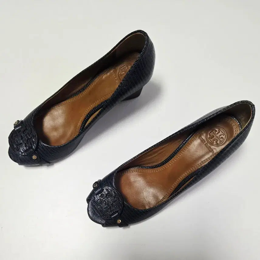 [BUNJANG] Tory Burch Navy Python Pattern Wedge Heels Size 8C / (정품)토리버치 네이비 뱀피 패턴 웨지힐 8C