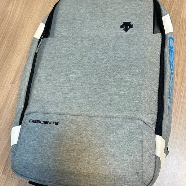 [BUNJANG] Descente Cannon Backpack Laptop Bag Grey / sale [데상트] 캐넌 백팩/노트북 가방(S9321HBP71 / 그레이)