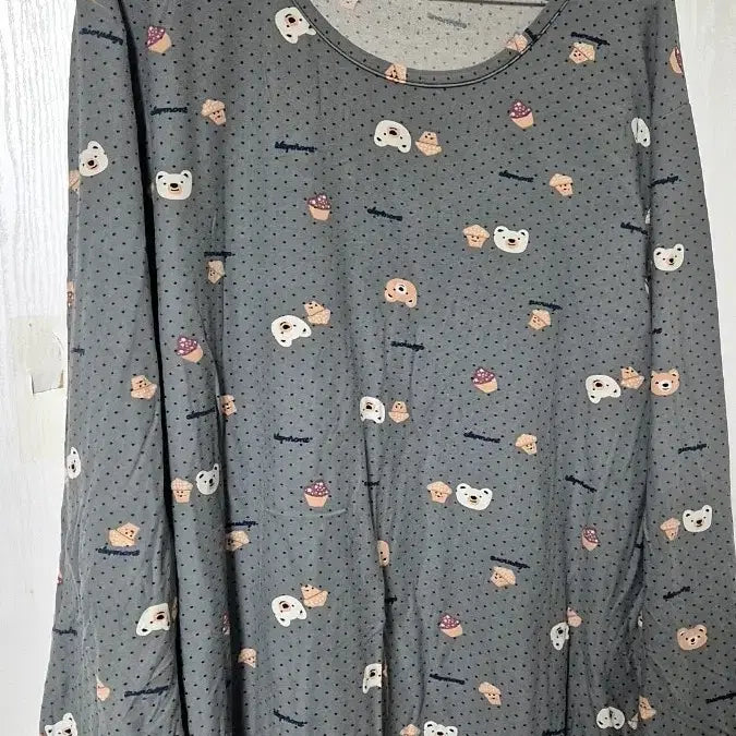 [BUNJANG] Dumb House Bear Pattern Long Sleeve T-Shirt / 덤브하우스 덤브하우스 곰돌이 패턴 긴팔티