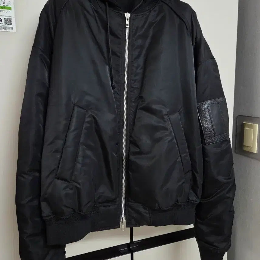 [BUNJANG] Juun.J MA-1 Jumper Black Leather Detail / 준지 MA-1 점퍼 50