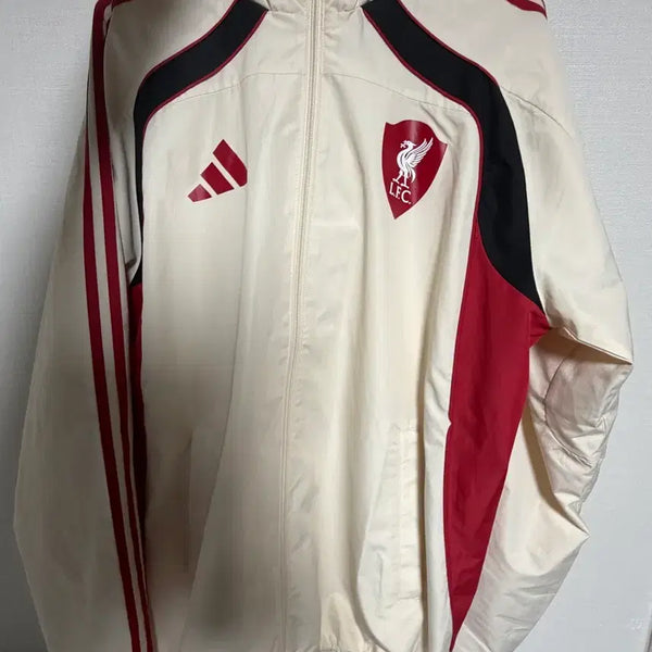 [BUNJANG] Adidas Liverpool FC UBP Windbreaker / [아디다스] 정품 보증 리버풀 FC UBP 윈드브레이커 바람막이