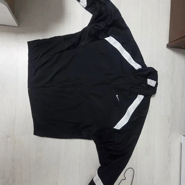 [BUNJANG] Nike Icon Men's Woven Basketball Jacket Black/Black/White/White L / 나이키 아이콘 남성용 우븐 농구재킷 블랙/블랙/화이트/화이트 L사이즈