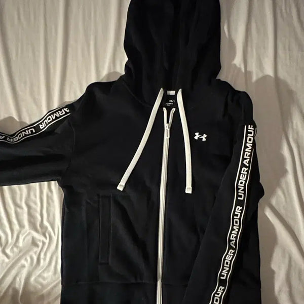 [BUNJANG] Under Armour Women's Black Hooded Zip-Up Jacket / 언더아머 후드집업