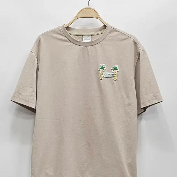 [BUNJANG] Discovery 22SS Sonya Rio Big Arch Logo Short Sleeve T-Shirt / Men's 95 Oatmeal / 디스커버리 22SS 소냐리 리조트 빅아치 로고 반팔 티셔츠 / 남 95 오트밀