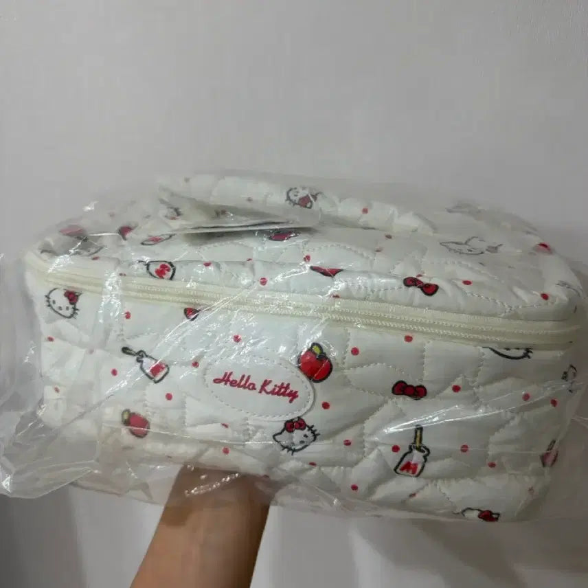 [BUNJANG] Hello Kitty Pouch / 헬로키티 파우치