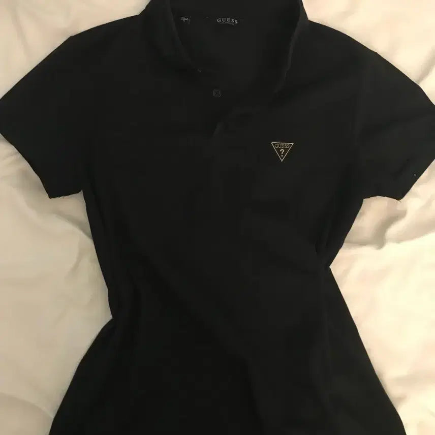 [BUNJANG] Guess Collar T-Shirt / 게스 카라티