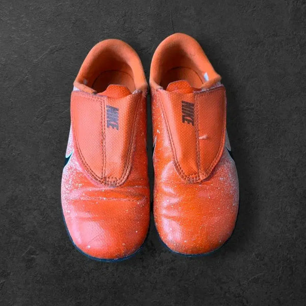 [BUNJANG] Nike Kids Junior Football Boots (Size 190) / 190 나이키 키즈 주니어 풋살화 축구화 아동 유소년 나이키 축구화
