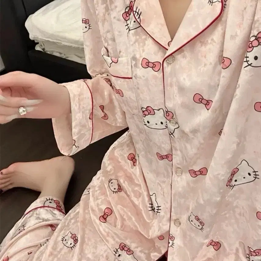 [BUNJANG] Hello Kitty Velvet Long-Sleeve Pajama Set / 새상품)헬로키티 벨벳 긴팔 파자마 세트