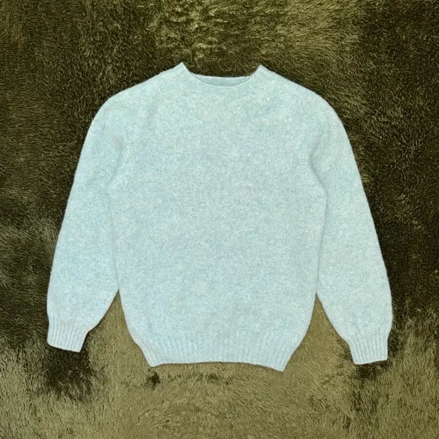 [BUNJANG] Hally of Scotland Shaggy Dog Crewneck Sweater Opal / [L] 할리 오브 스코틀랜드 쉐기 독 크루넥 스웨터 오팔