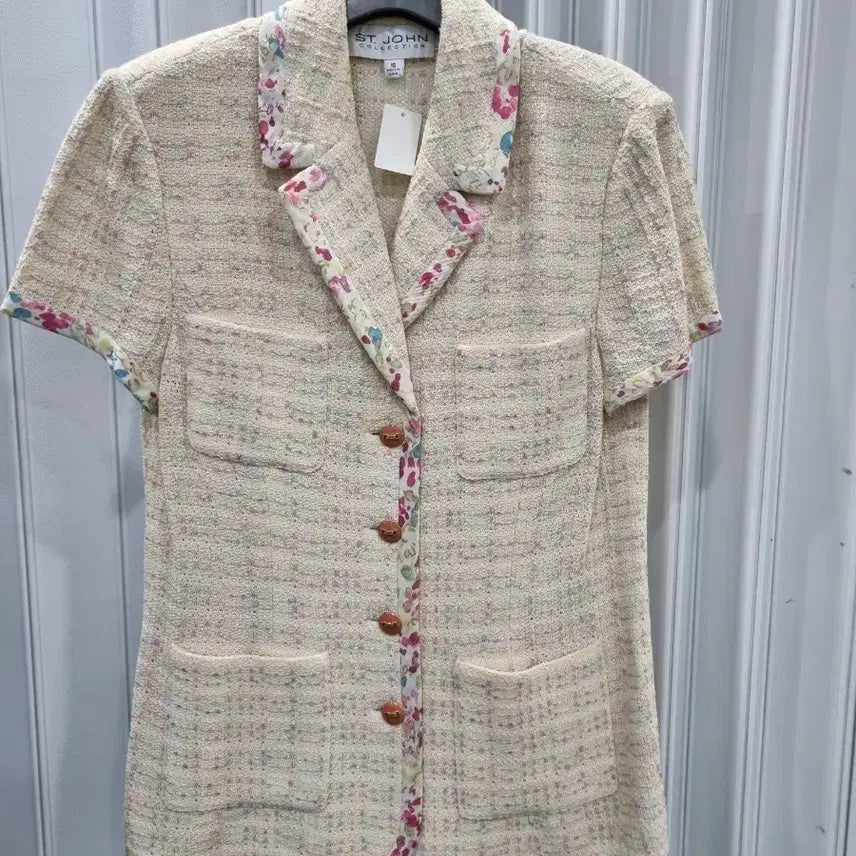 [BUNJANG] ST. JOHN Tweed Short Sleeve Jacket Beige / ST. JOHN 트위드 반팔 자켓 베이지 플라워 배색
