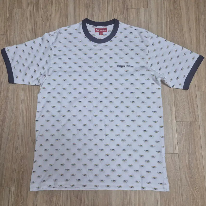 [BUNJANG] Supreme Heart Intarsia Ringer T-Shirt White M / Supreme 슈프림 하트 인타르시아 링거티셔츠 화이트 M사이즈