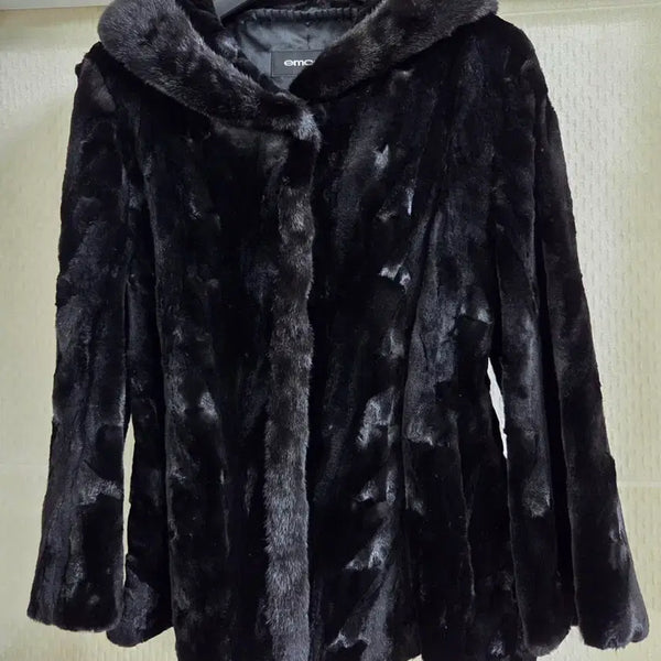 [BUNJANG] Emcee Hooded Mink Jacket Black / Emcee 후드 밍크 블랙 쟈켓 90