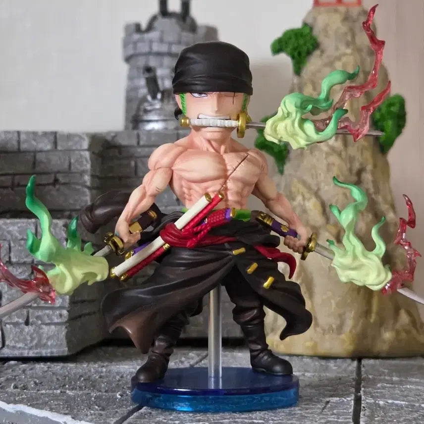 [BUNJANG] YZ Studio One Piece World Collectable Figure Roronoa Zoro Resin Statue / YZ 원피스 월콜 레진 조로 팝니다.