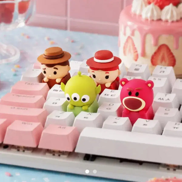 [BUNJANG] Disney Pixar Toy Story Woody & Lotso Keychain / [새상품] 토이스토리 우디,랏소 키캡 키링