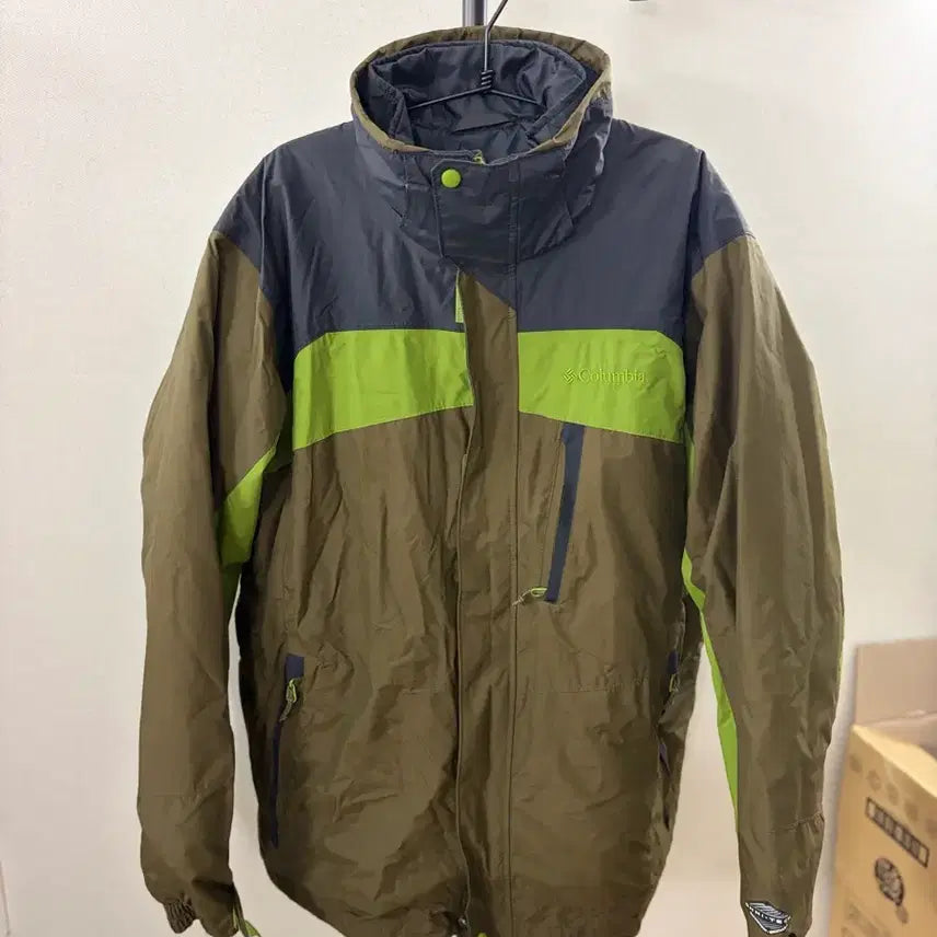 [BUNJANG] Columbia Sportswear Company Jumper L / 컬럼비아(Columbia) 스포츠 웨어 컴퍼니 점퍼 L