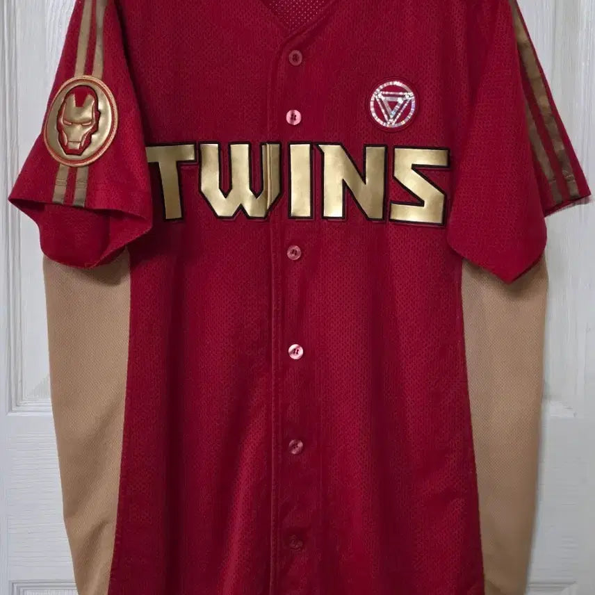 [BUNJANG] LG Twins 2018 Iron Man Marvel Comics Baseball Jersey / [105] LG트윈스 2018 마블코믹스 아이언맨 유니폼