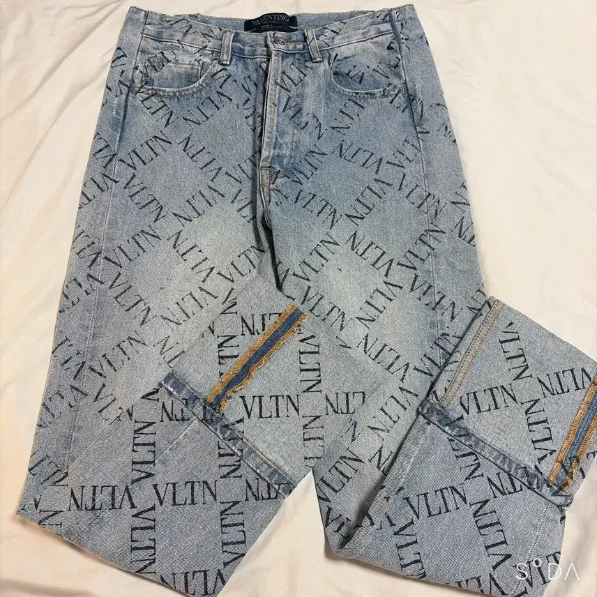 [BUNJANG] Valentino VLTN Logo Jeans XS / 발렌티노 VLTN 로고 청바지 XS