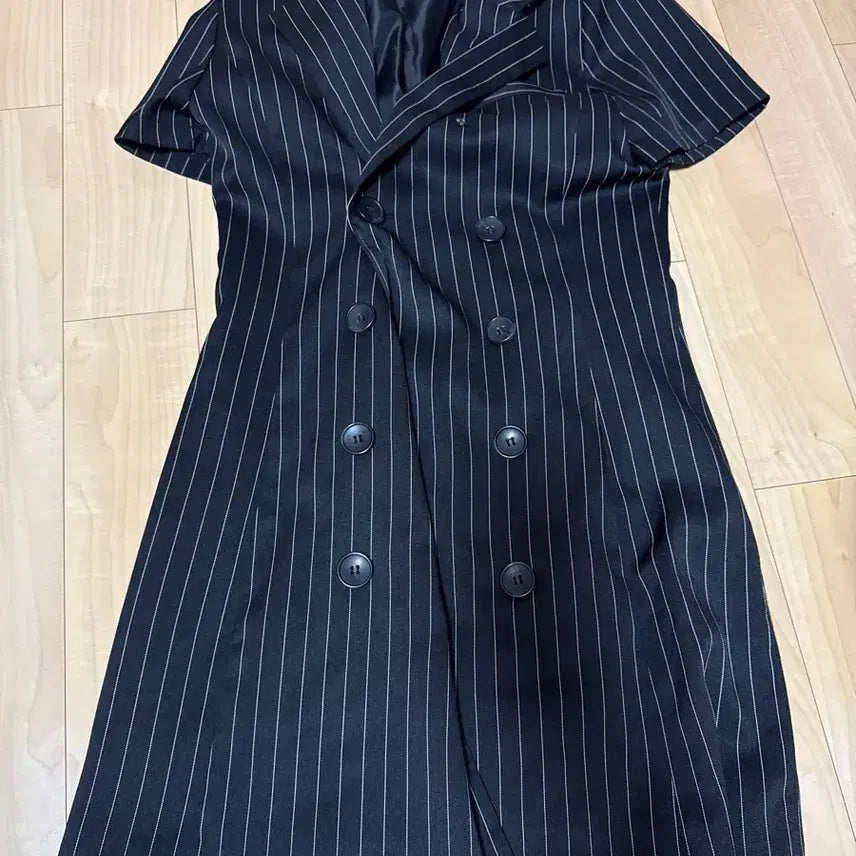 [BUNJANG] Meysome Striped Navy Dress / 메이썸 스트라이프 남색 원피스