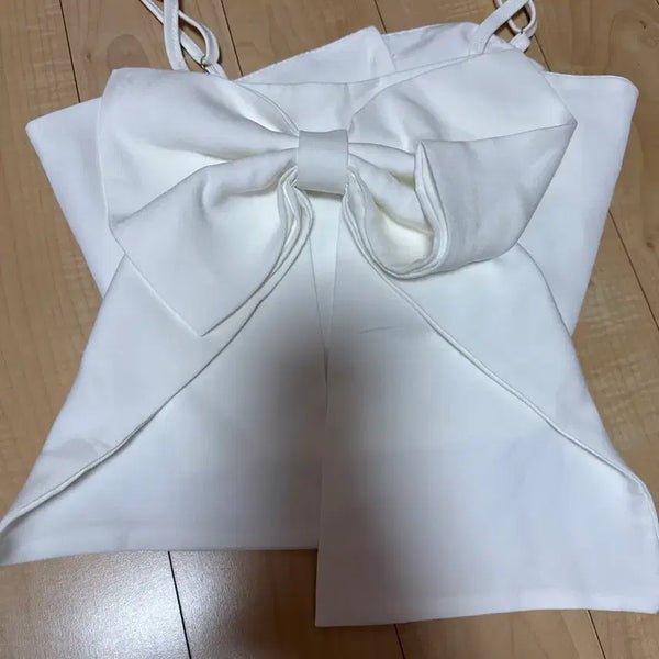 [BUNJANG] White Ribbon Strap Tank Top / 화이트 리본 끈나시 탑