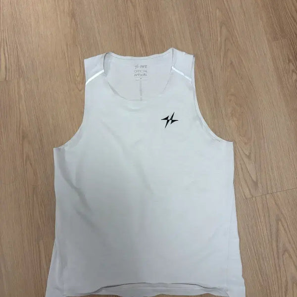 [BUNJANG] Running Life White Singlet (M) / 러닝라이프 화이트 싱글렛 m