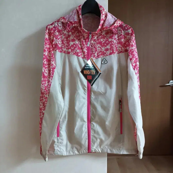 [BUNJANG] Roberto Flower Pattern Windbreaker Size 95 / 새옷)로베르토플라워 패턴 바람막이 95