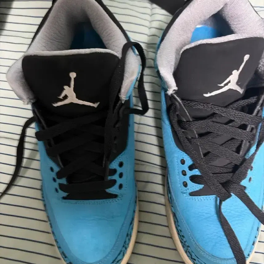 [BUNJANG] Jordan 3 Powder Blue Sneakers / 조던3 파우더블루 260 핍니다
