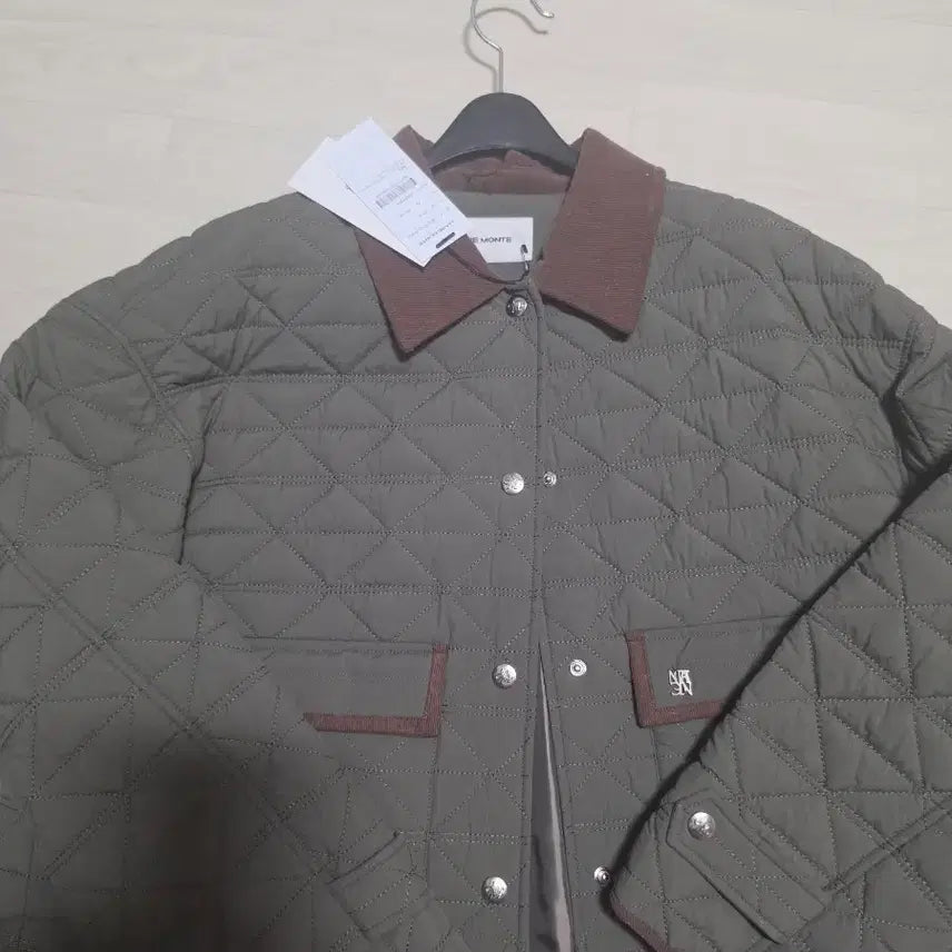 [BUNJANG] Maren Monte Quilting Jacket Khaki Size 66 New / 마레몬떼 퀼팅 자켓 카키 66 새상품