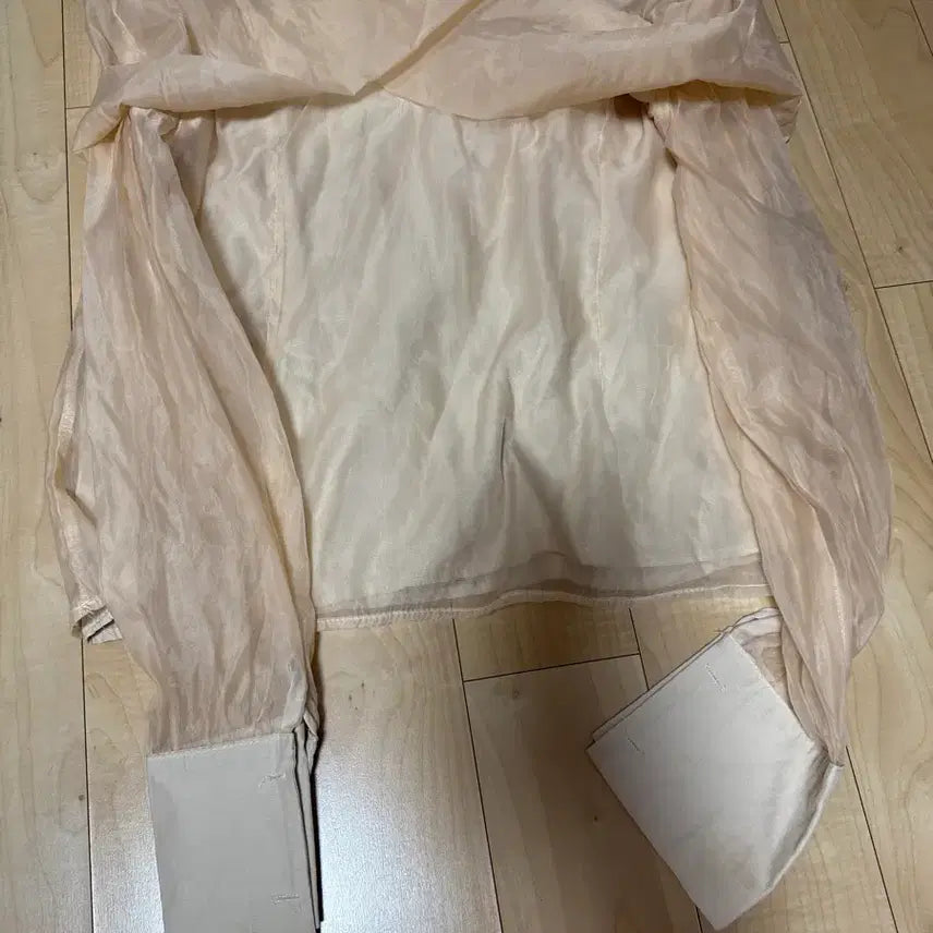[BUNJANG] Organza Chiffon Blouse Peach Color / 오간자 쉬폰 블라우스 피치 컬러