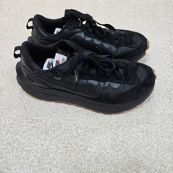 [BUNJANG] Nike x Sacai Vaporwaffle Black Sneakers / 나이키 X 사카이 베이퍼와플 블랙 265 사이즈