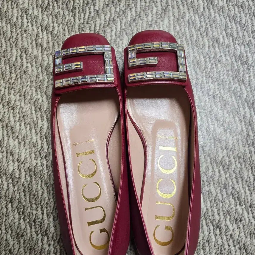 [BUNJANG] Gucci G Crystal Logo Leather Flats / 구찌 G 크리스탈 로고 레더 플랫 슈즈